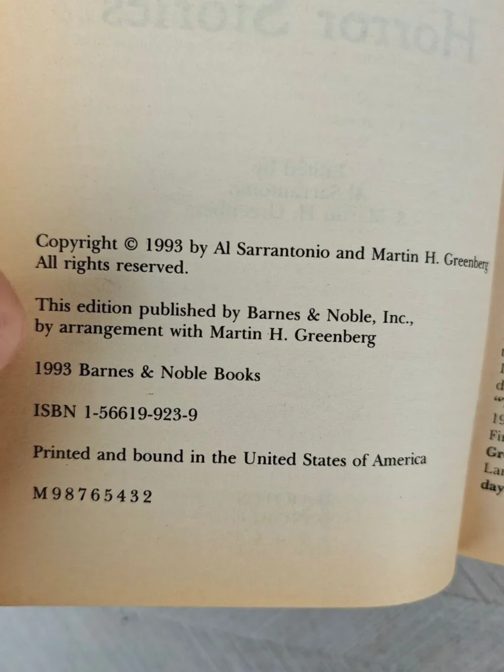 100 Hair-Raising Horror Stories Al Sarrantonio Martin H. Greenberg Paperback